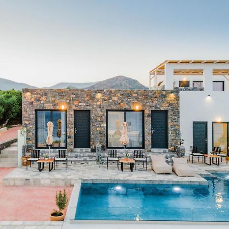 Plakakia Luxury Apartments Makrýgialos エクステリア 写真