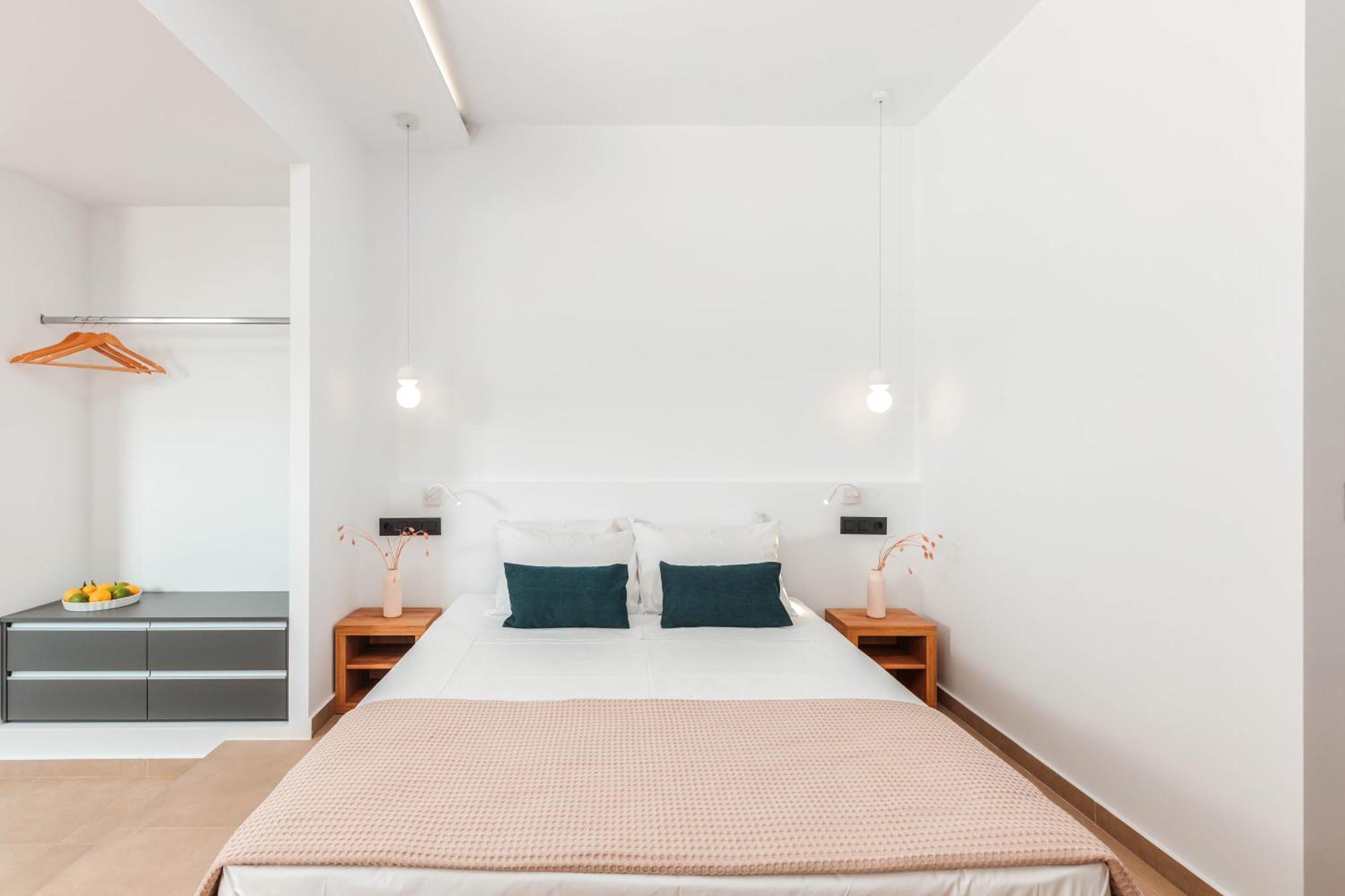 Plakakia Luxury Apartments Makrýgialos エクステリア 写真