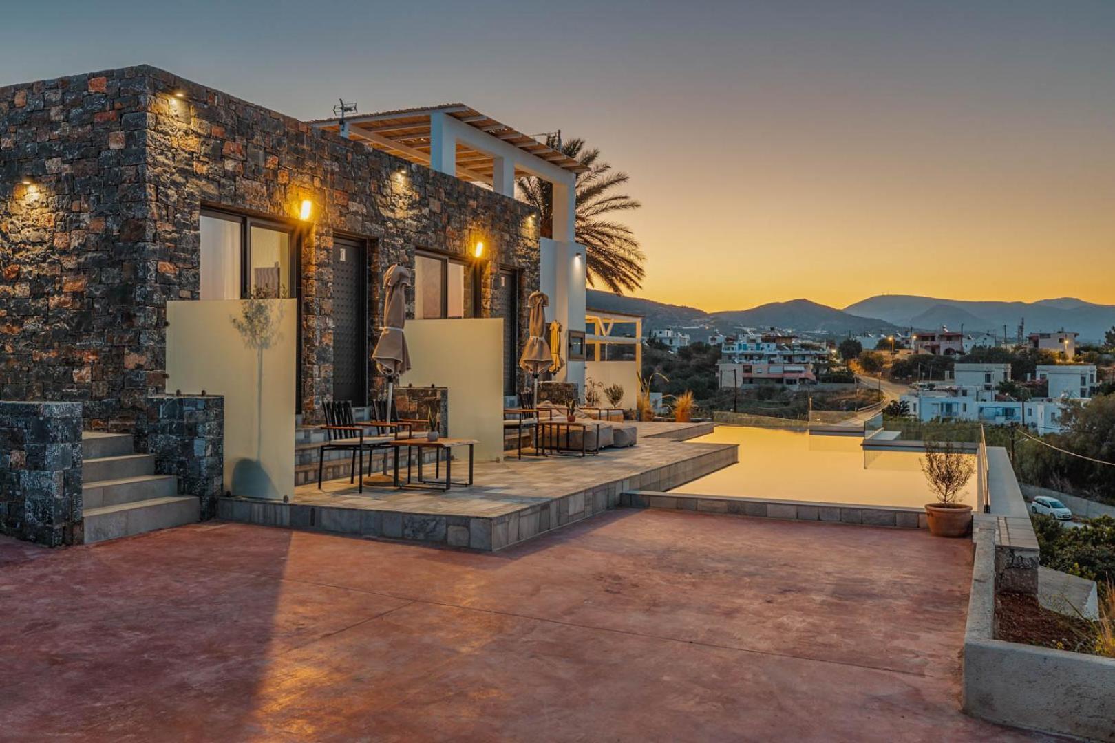 Plakakia Luxury Apartments Makrýgialos エクステリア 写真