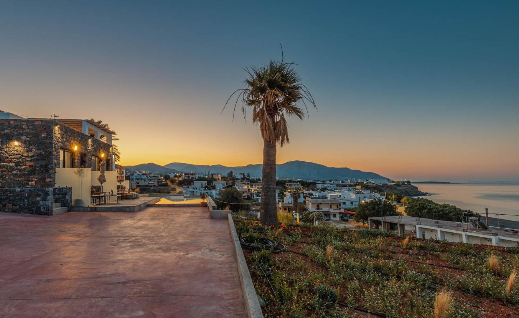 Plakakia Luxury Apartments Makrýgialos エクステリア 写真