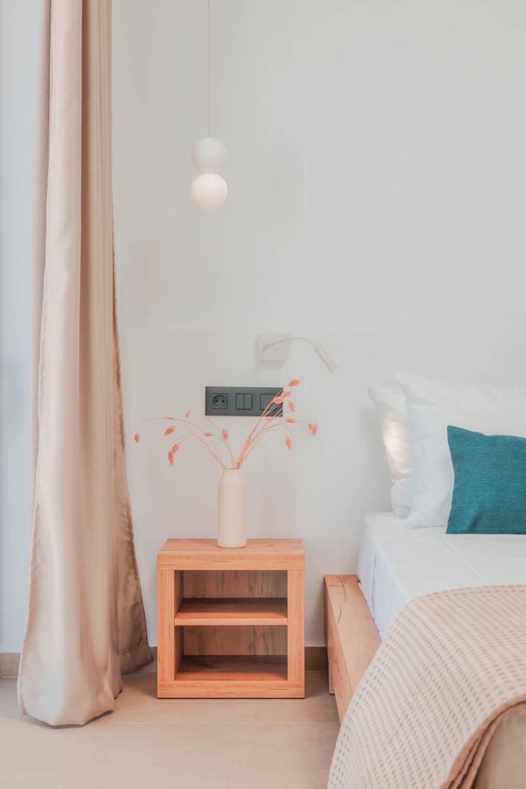 Plakakia Luxury Apartments Makrýgialos エクステリア 写真